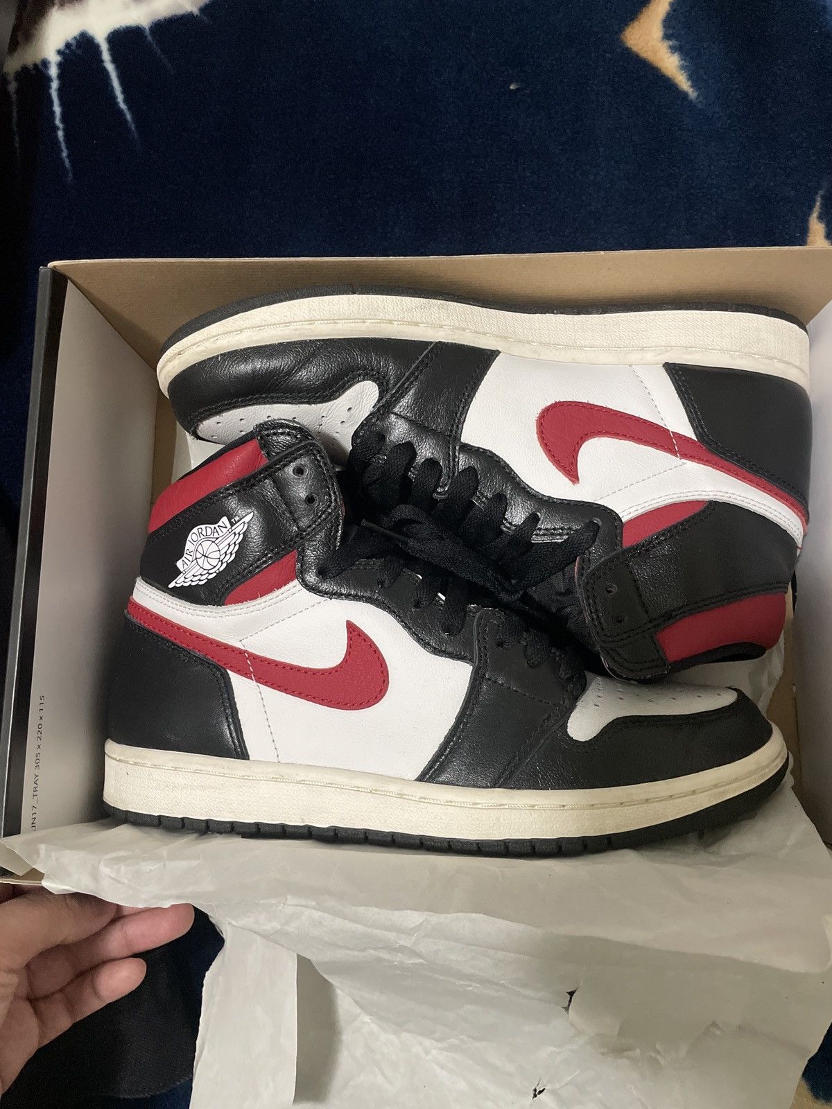 Jordan Brand × Nike Air Jordan 1 Retro High OG Size US 8 / EU 41 - 1 Thumbnail