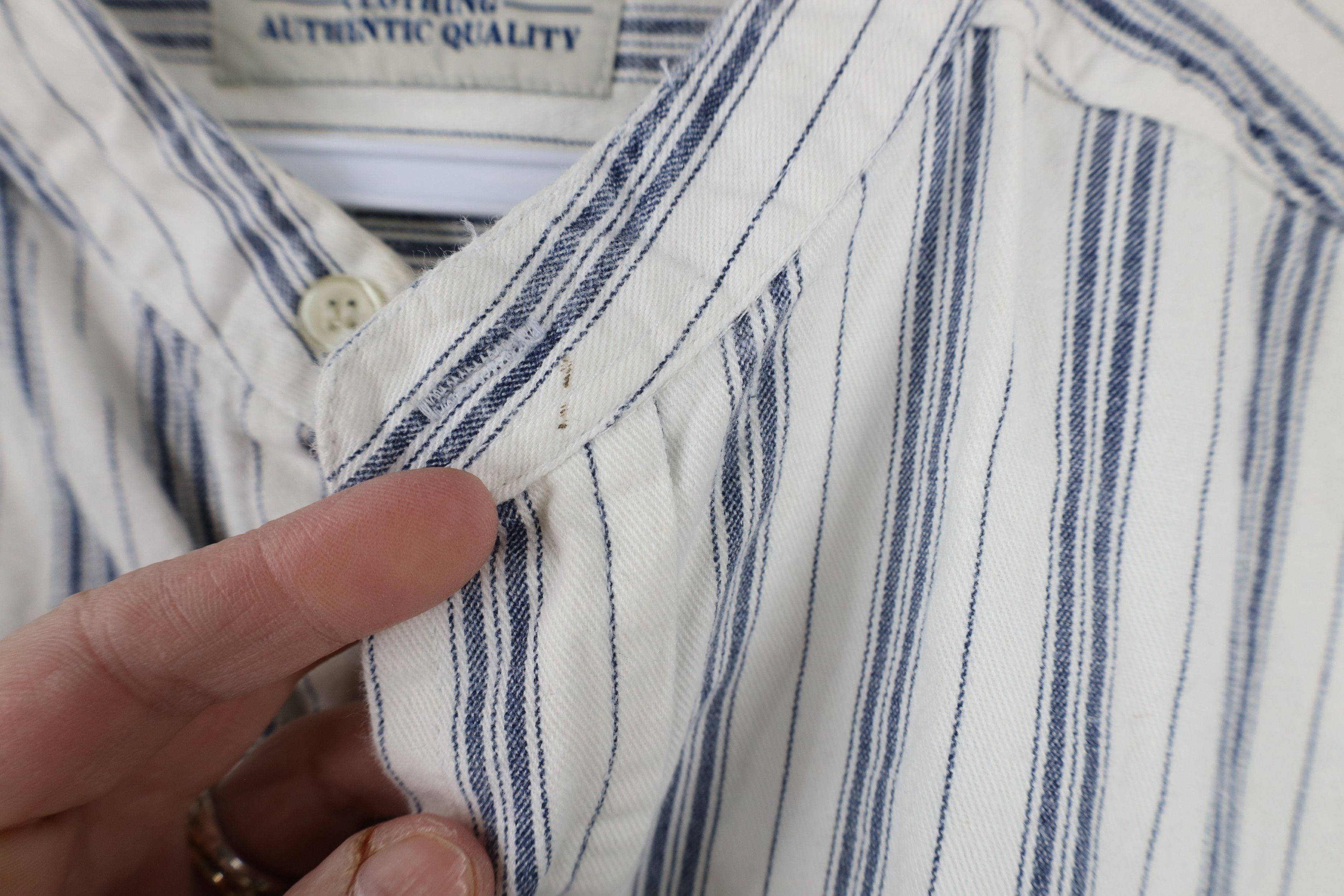 Vintage Vintage 90s Streetwear Fit Band Collar Button Shirt White Size US XL / EU 56 / 4 - 4 Thumbnail