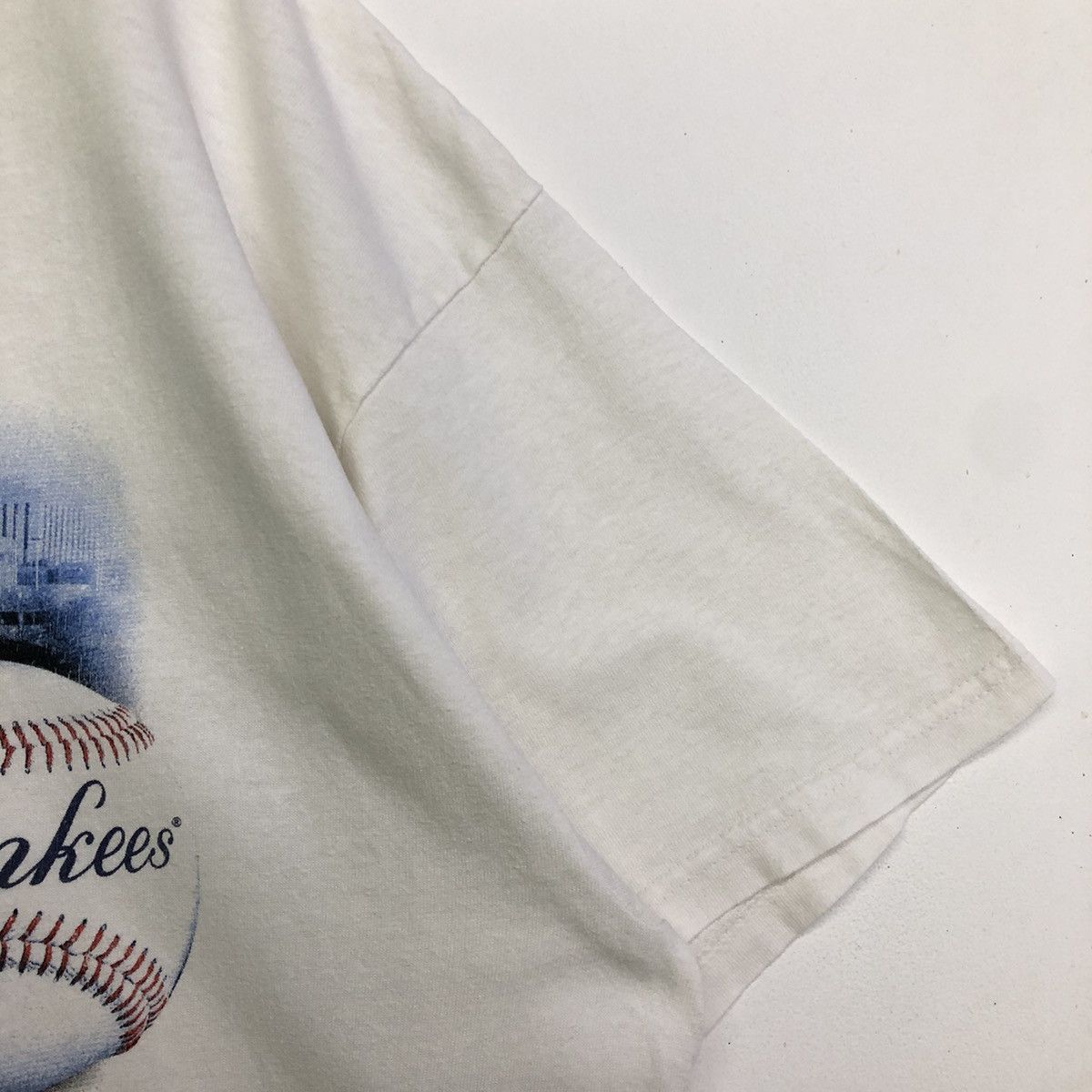 MLB Vintage Y2K 06 New York Yankees MLB Tshirt Size US L / EU 52-54 / 3 - 8 Thumbnail