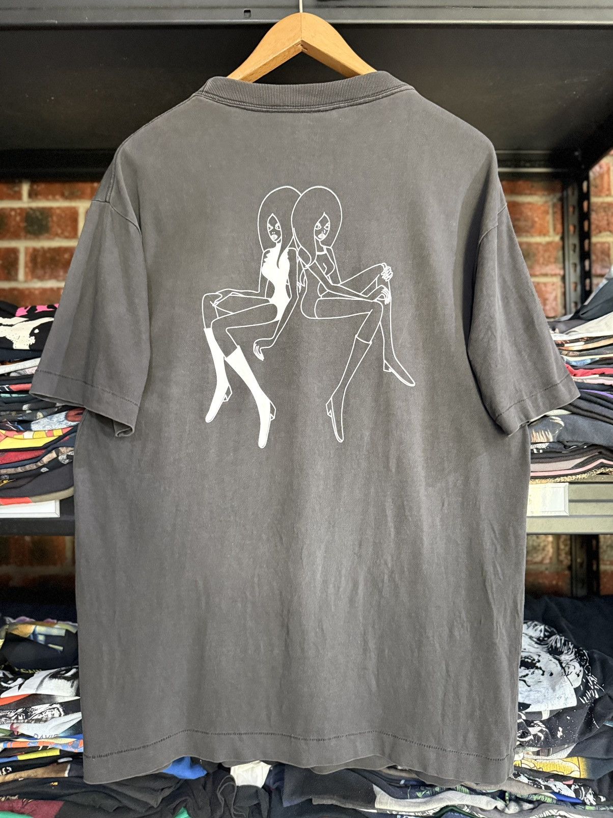 Vintage Thrashed Vintage 90s WITH SWEET AND WILD Sun Faded Tee Size US L / EU 52-54 / 3 - 2 Thumbnail