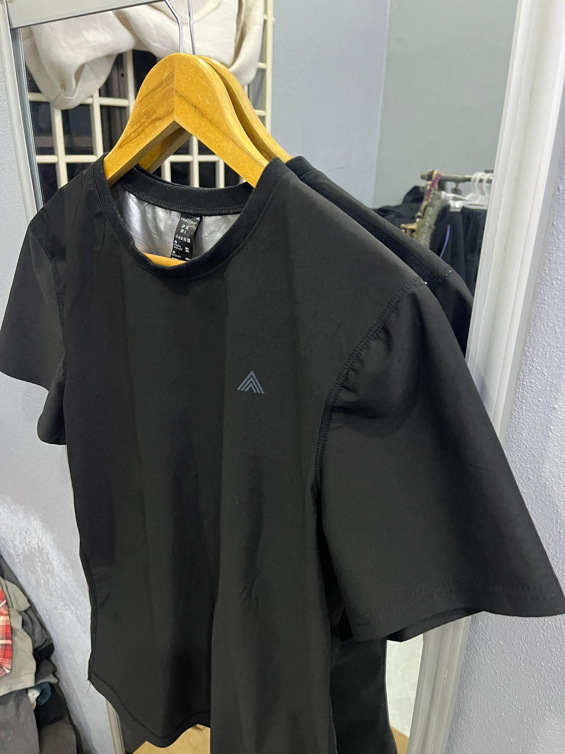 Japanese Brand Heattrap Tech Performance Tee Size US XS / EU 42 / 0 - 3 Thumbnail