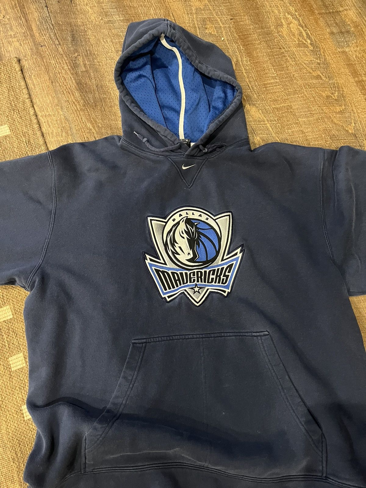 Dallas Mavericks Nike Centre Swoosh