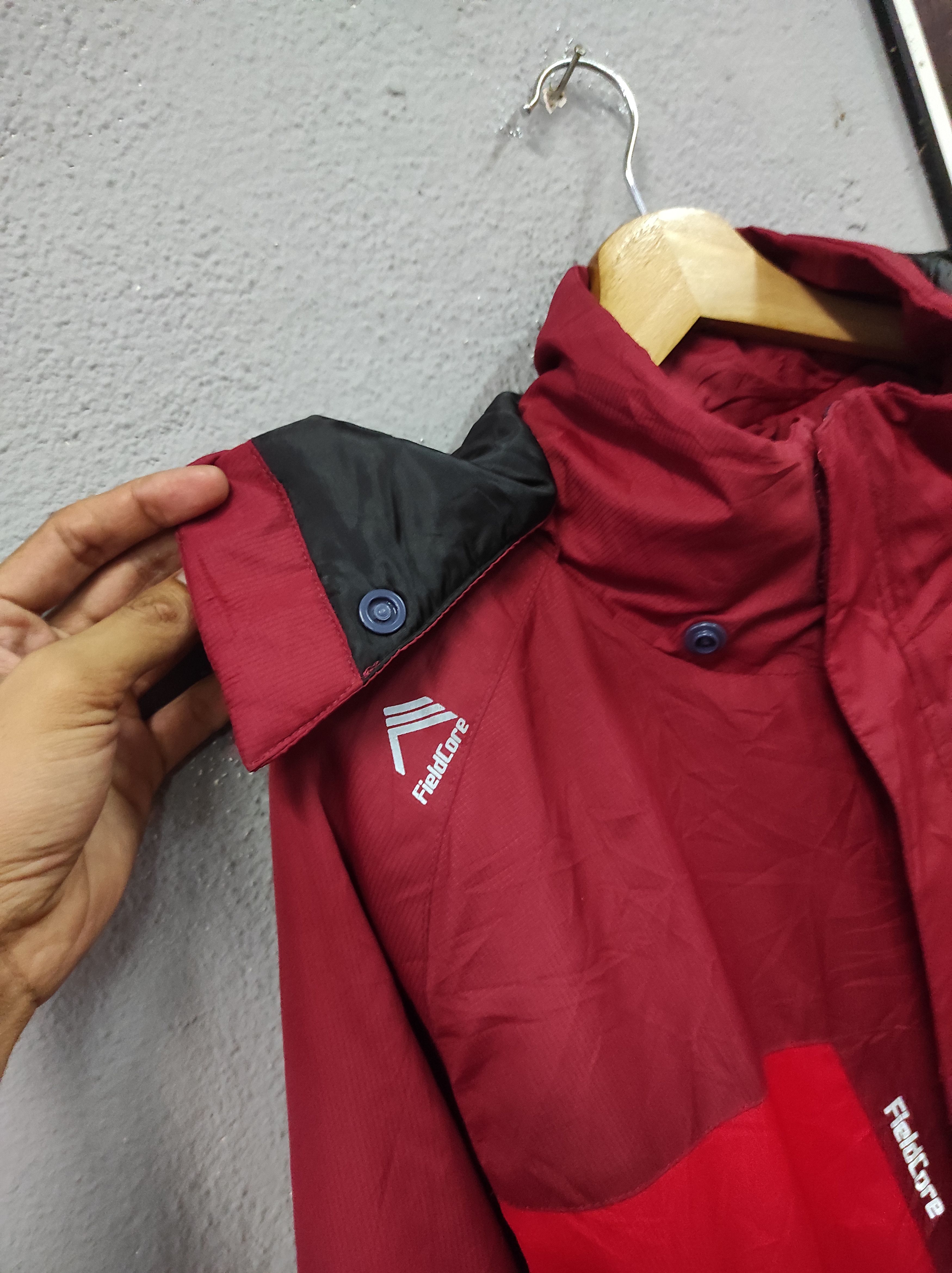 Japanese Brand FIELDCORE WINDPROOF JACKET HOODED Size US XL / EU 56 / 4 - 5 Thumbnail