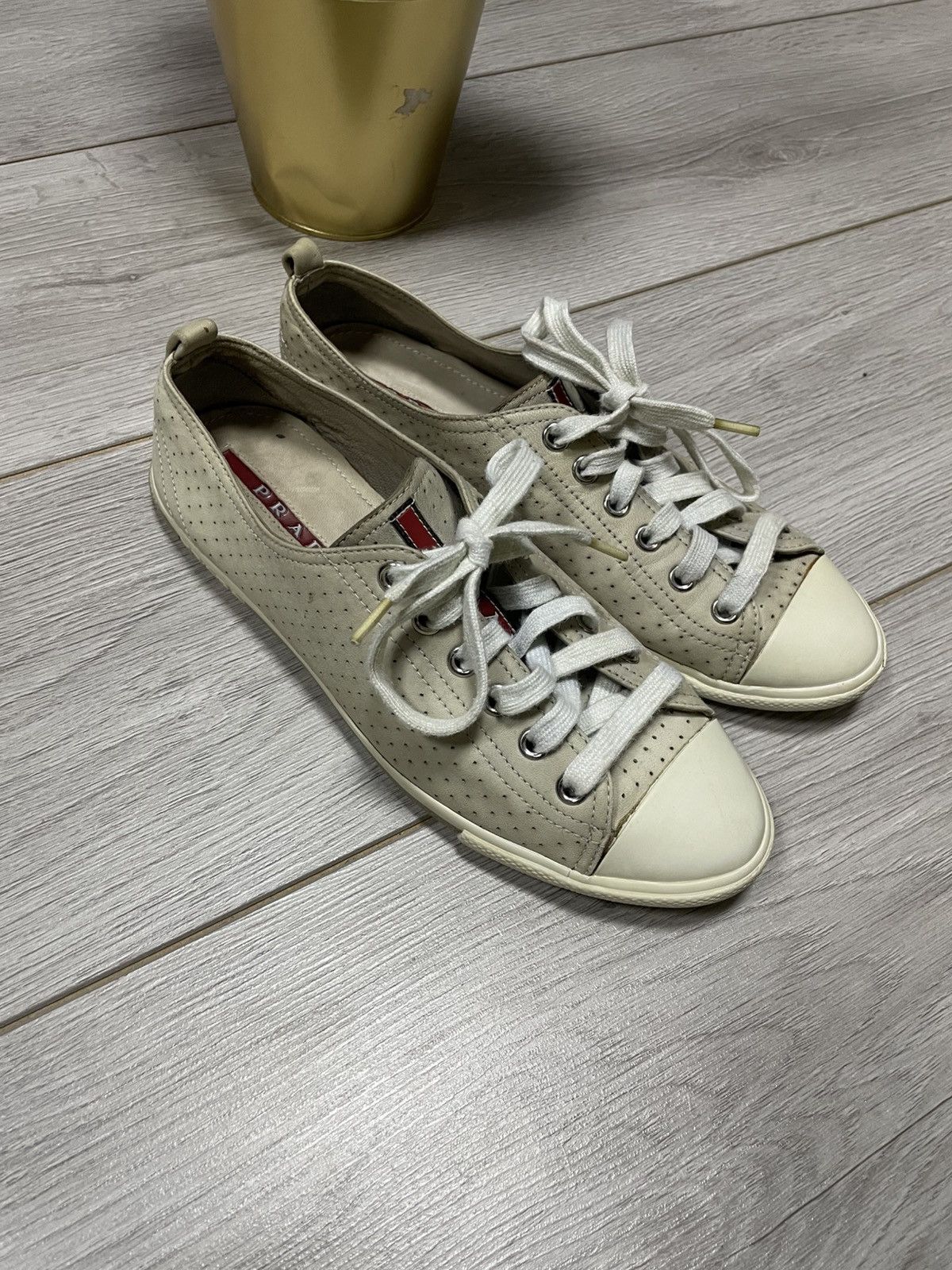 Prada Prada red tab vintage leather sneakers Size US 8 / IT 38 - 5 Thumbnail