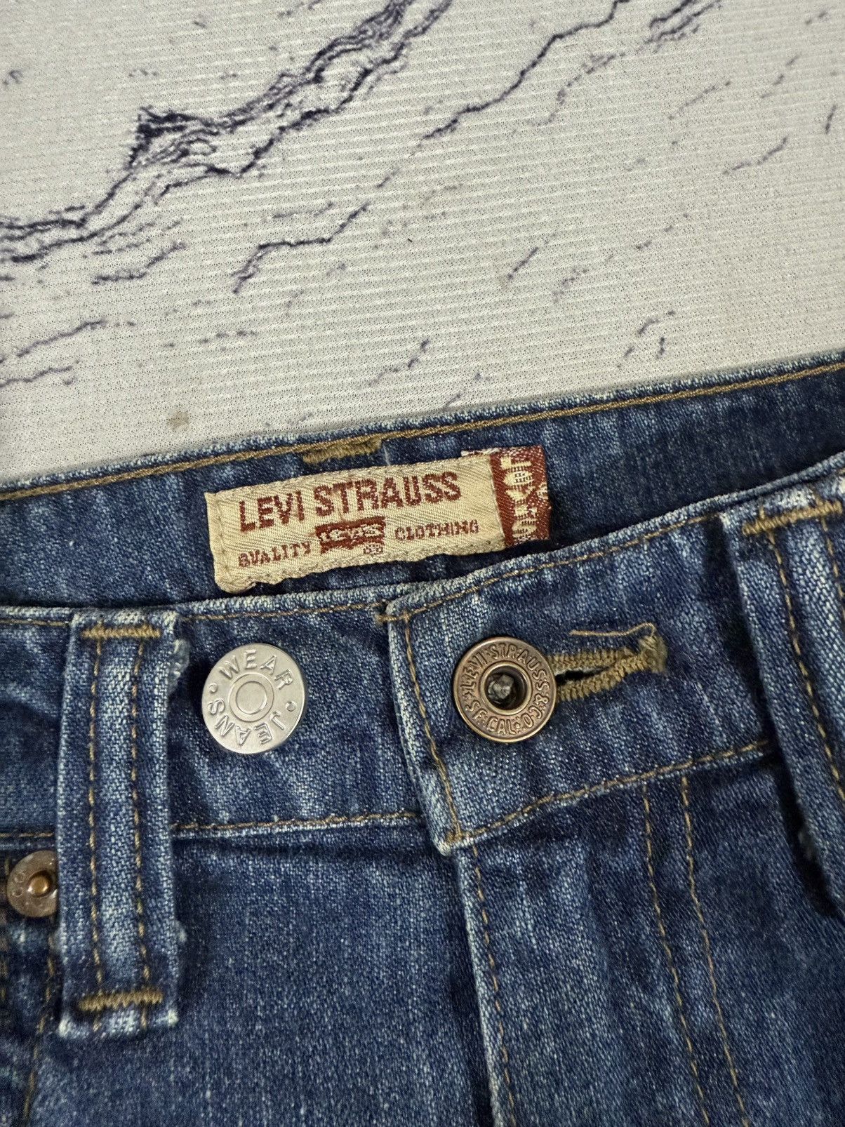 Levi's Vintage Clothing Vintage levis 517 loose fit j22 button jeans Size US 31 - 8 Thumbnail