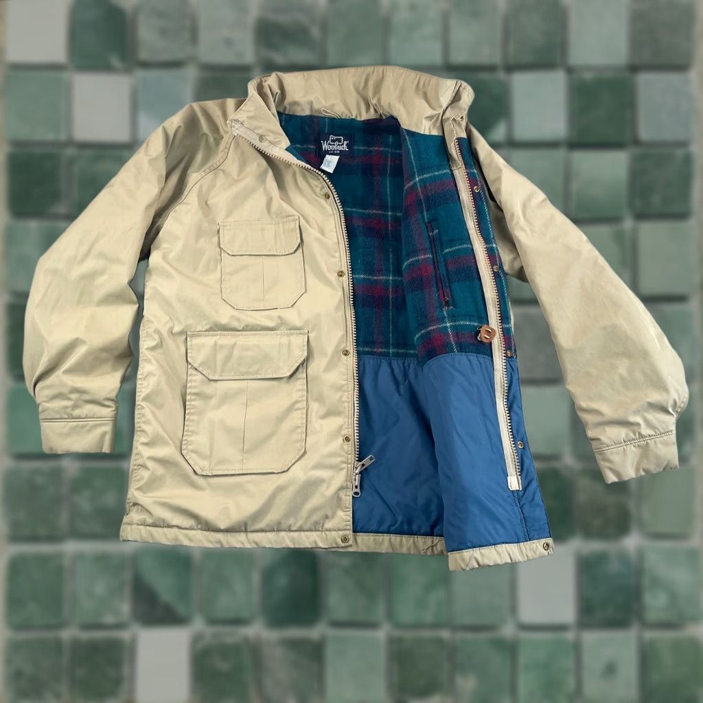 Vintage VINTAGE Woolrich Field Jacket MEN XL Beige Wool Lined Softshell Hooded Full Zip Snap Storm Flap Pockets Made in USA Chore Coat Outdoor Utility Jacket Size US XL / EU 56 / 4 - 1 Thumbnail
