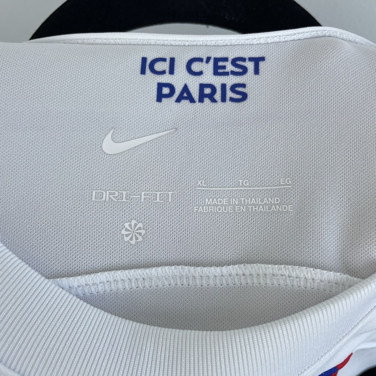 Nike Paris Saint-Germain Nike Third Jersey PSG Shirt 2022/2023 Size US XL / EU 56 / 4 - 4 Thumbnail