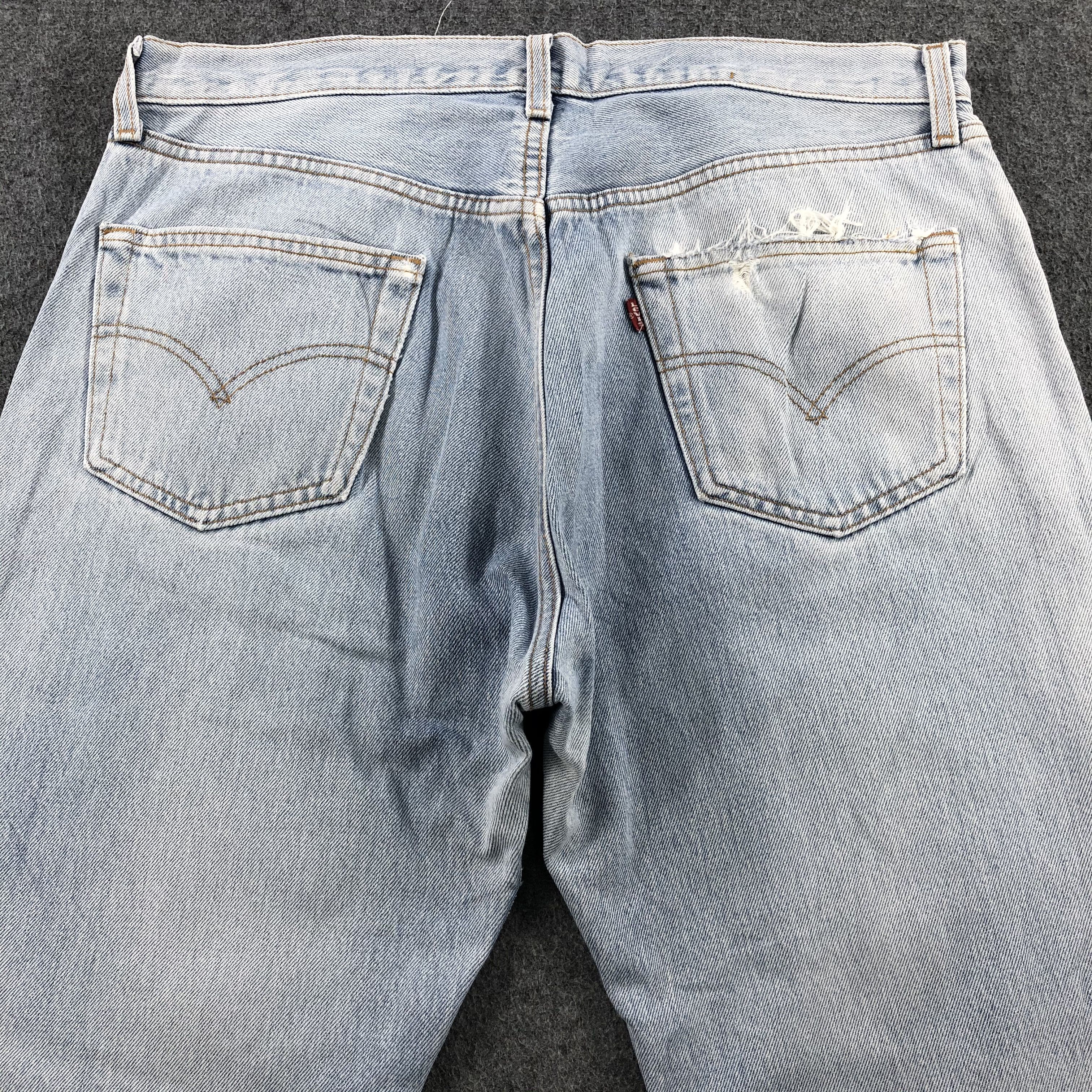 Levi's × Vintage Vintage 90s Light Wash Levis 501 Jeans-JM2079 Size US 36 / EU 52 - 5 Thumbnail