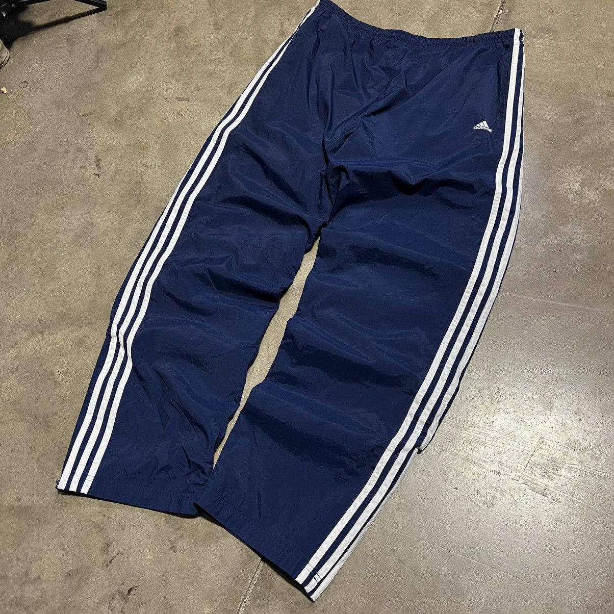 Adidas Vintage Adidas Track Pants Wide Leg Baggy Warm Up 3 Stripe Size US 34 / EU 50 - 2 Thumbnail