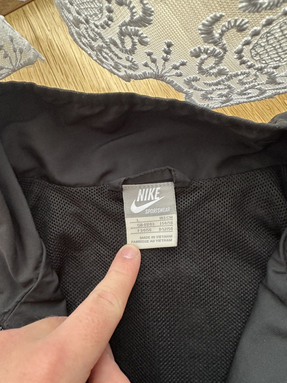 Nike Vintage Nike Premier Nylon Jacket Y2K 2000s Swoosh Logo Size US L / EU 52-54 / 3 - 4 Thumbnail