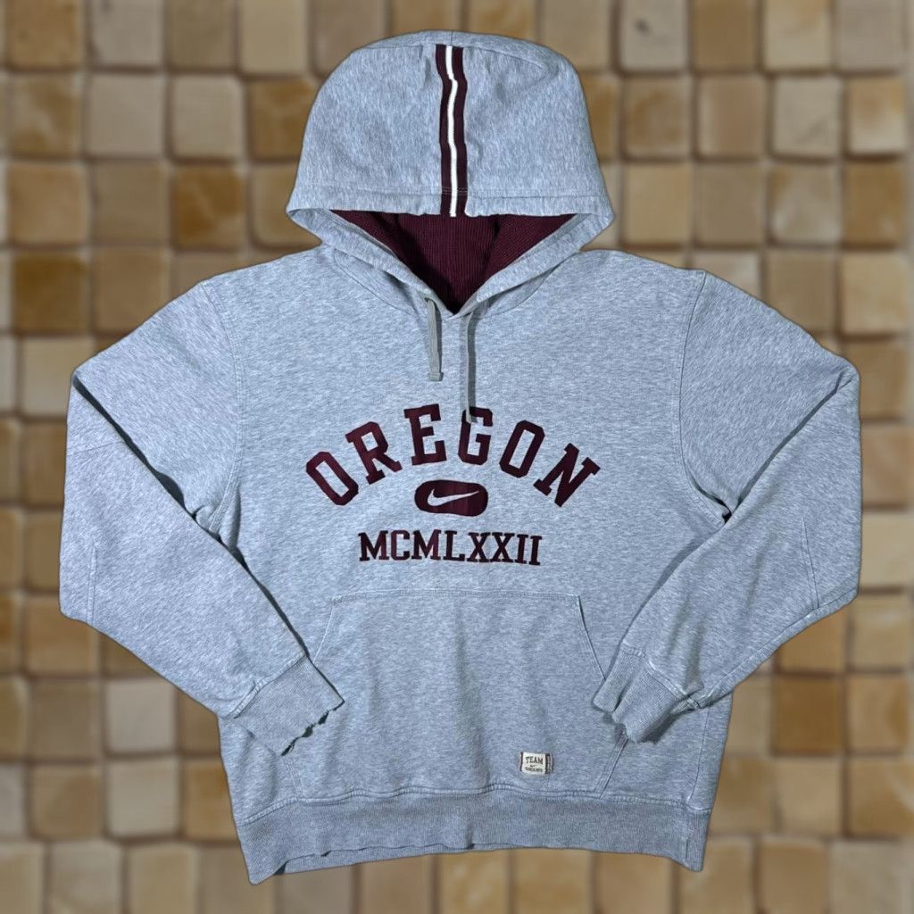 Nike Nike Oregon Big Swoosh Logo Graphic Grey Pullover Hoodie Mens L Size Large Hooded Distressed Cuffs Size US L / EU 52-54 / 3 - 1 Thumbnail