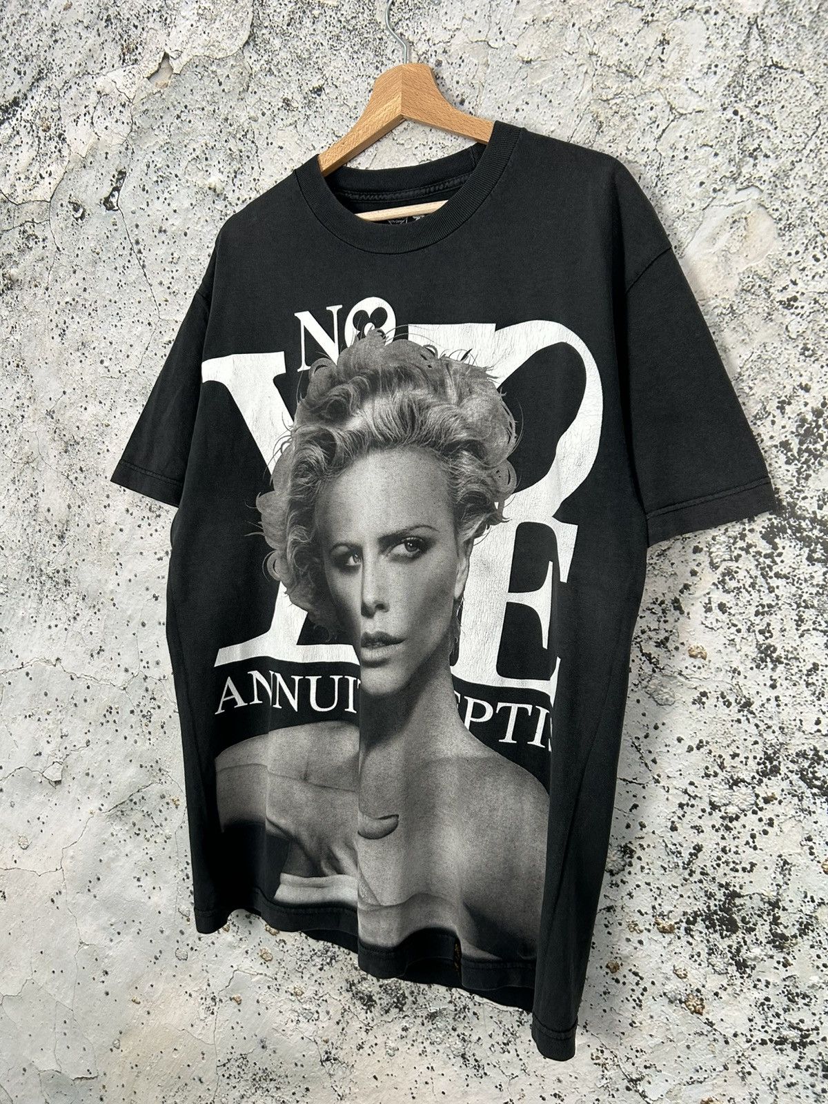 Dissizit Dissizit No Love Graphic Tee Avant Garde Grunge Punk y2k 00s Size US L / EU 52-54 / 3 - 2 Thumbnail
