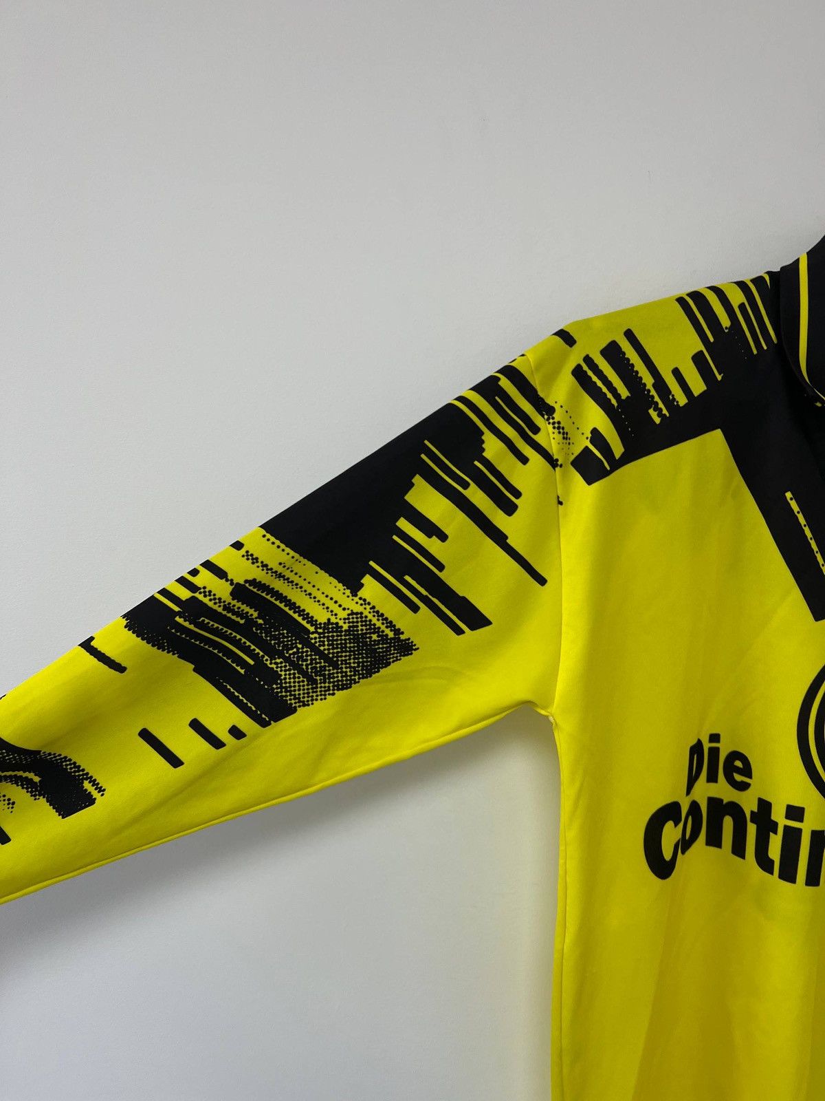 Other Borussia Dortmund 1993/1994 Long sleeve Replica Football S/M Size US M / EU 48-50 / 2 - 4 Thumbnail