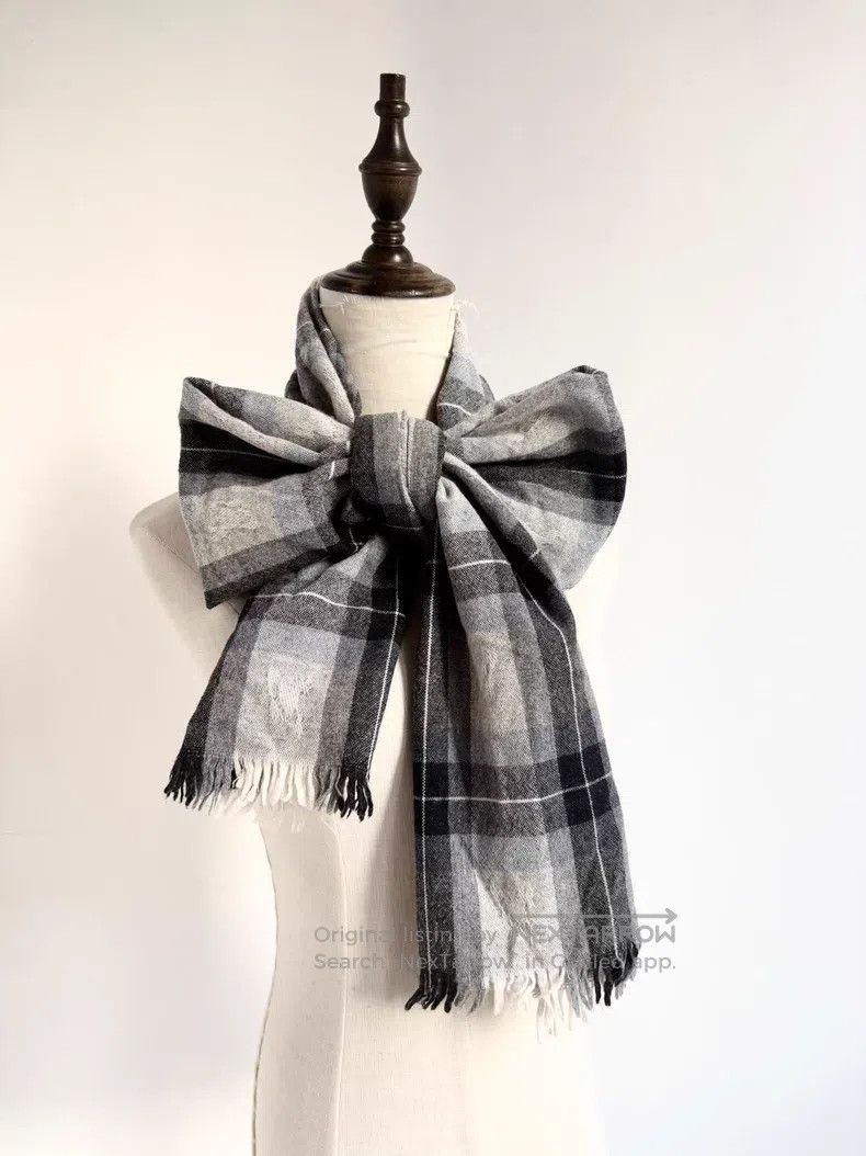 Vivienne Westwood Vivienne Westwood Gray Blue Plaid Full-print Saturn Scarf Size ONE SIZE - 1 Thumbnail