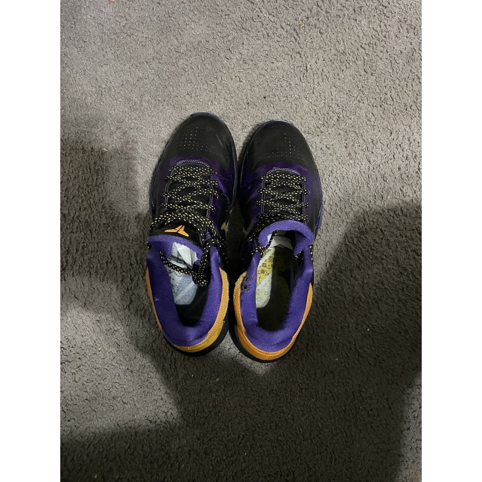 Nike Size 11 -Nike Zoom Kobe 5 Lakers Away 2009 Purple Gold Black Size US 11 / EU 44 - 4 Thumbnail