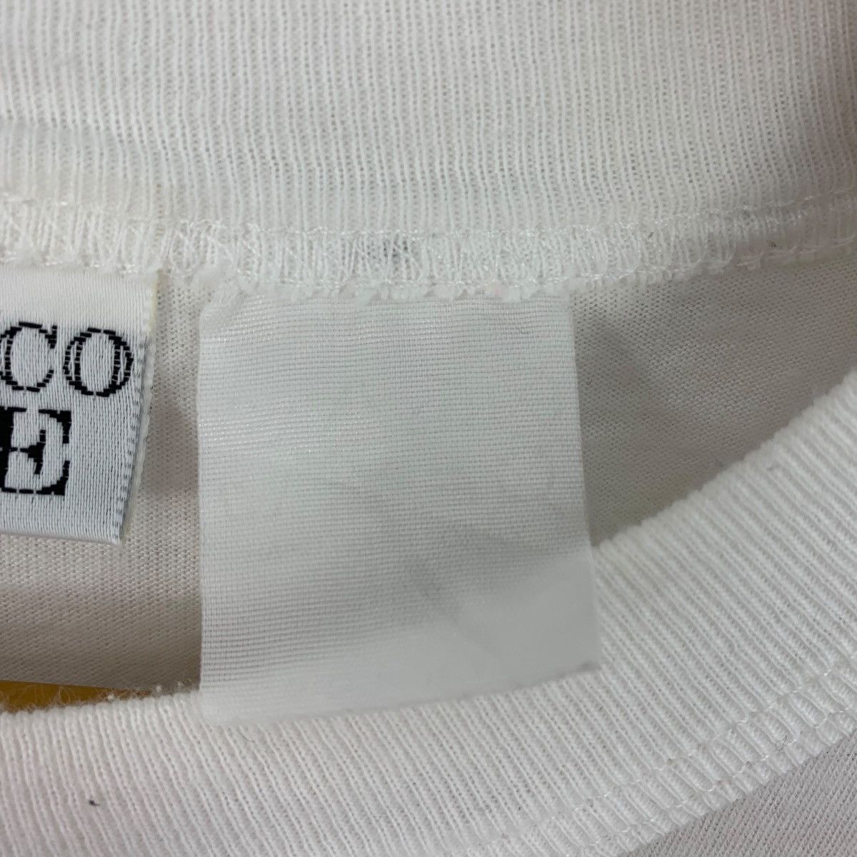 Gianfranco Ferre × Japanese Brand × Vintage Vintage 90s GIANFRANCO FERRE big printed embroidery tee Size US L / EU 52-54 / 3 - 10 Thumbnail