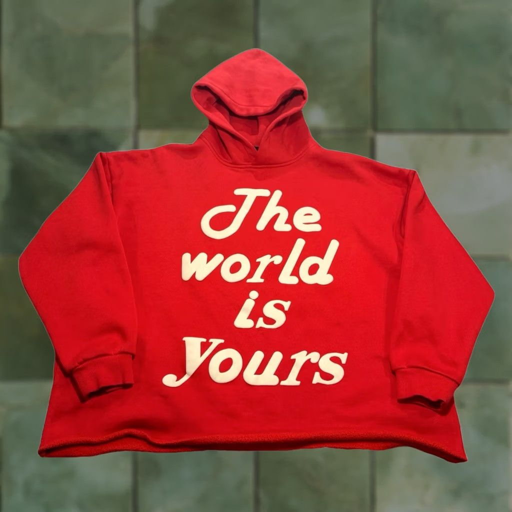 Vintage Milli Merch Red Cropped Hoodie W/ Pockets “The World Is Yours” Mens Sz S RARE Size US S / EU 44-46 / 1 - 1 Thumbnail