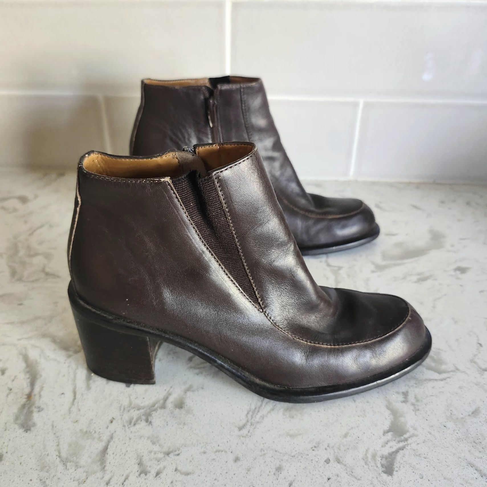 Franco Sarto Franco Sarto Brown Leather Ankle Boots Block Heel 6M Women Boots Size US 6 / IT 36 - 4 Thumbnail