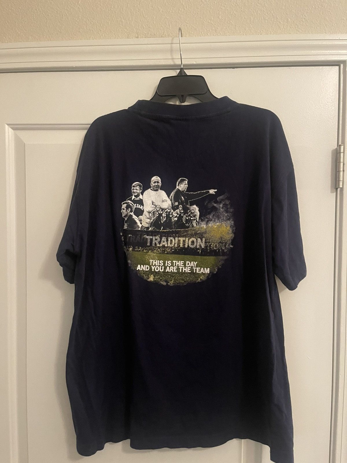 Pro Edge × Vintage VINTAGE Notre Dame Shirt Adult XL Blue NCAA Football Size US XL / EU 56 / 4 - 5 Thumbnail