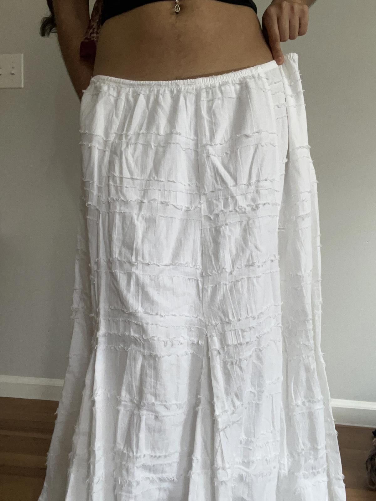 Other Women’s low rise white cotton skirt Size 40" / US 18 - 3 Thumbnail