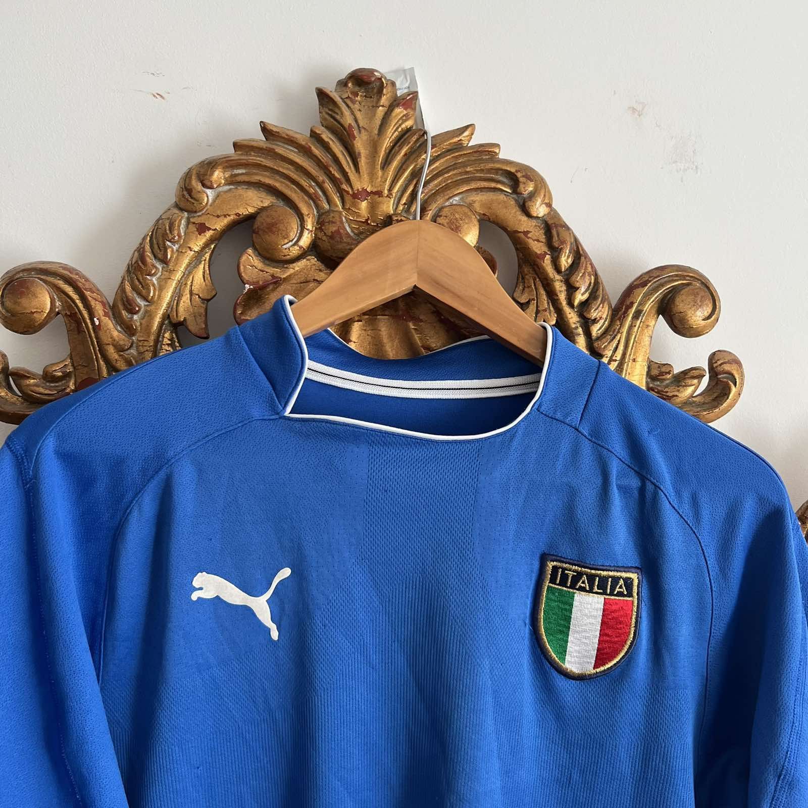 Puma Vintage Puma Italy home 2003/2004 Soccer jersey tshirt Size US S / EU 44-46 / 1 - 3 Thumbnail
