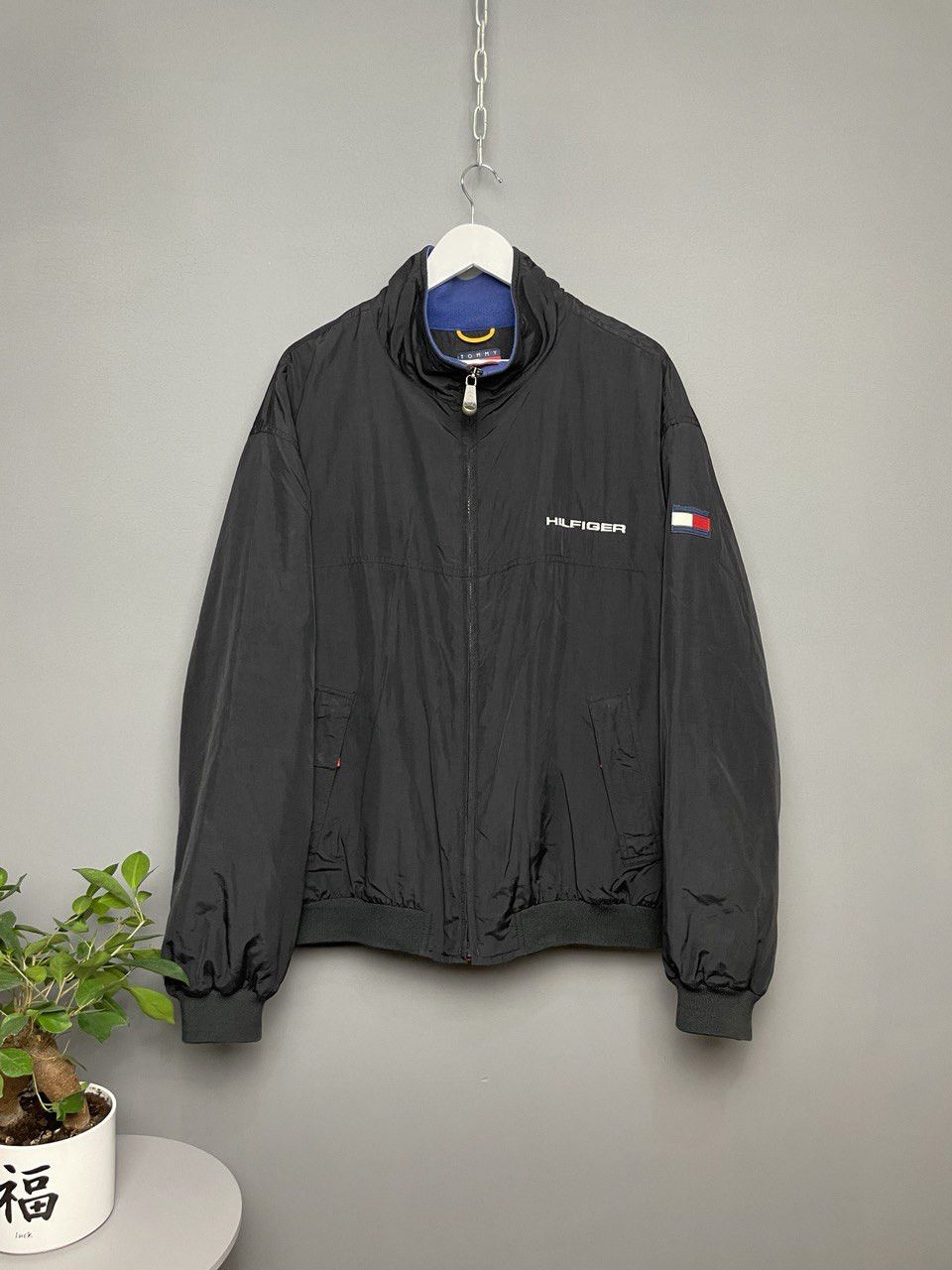 Streetwear Tommy Hilfiger Vintage Tommy Hilfiger Vintage Bomber Jacket Grailed
