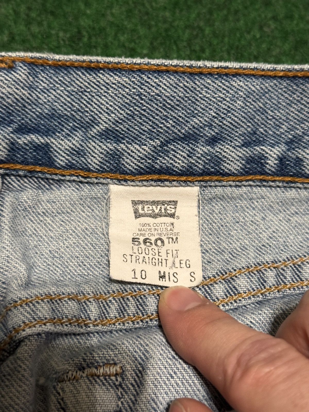 Levi's Vintage Clothing Vintage Levi’s 560 Loose Straight Leg Baggy 10 32x30 Jeans Size 32" / US 10 / IT 46 - 4 Thumbnail
