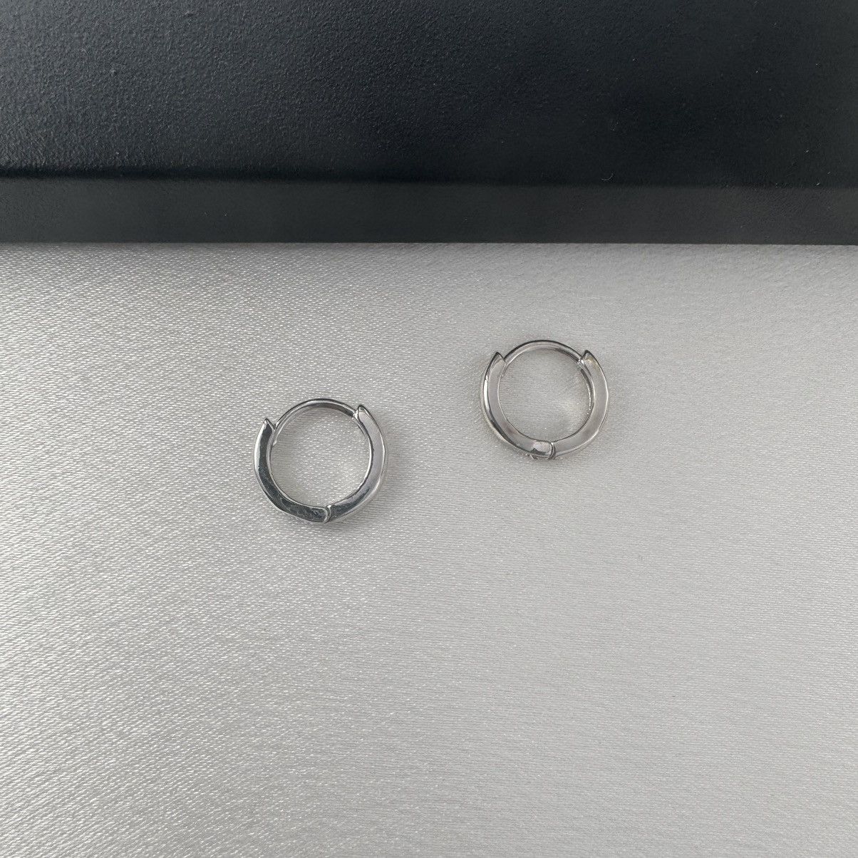 Other Small Hoop Earrings for Men Women Streetwear Unisex Style Size ONE SIZE - 1 Thumbnail