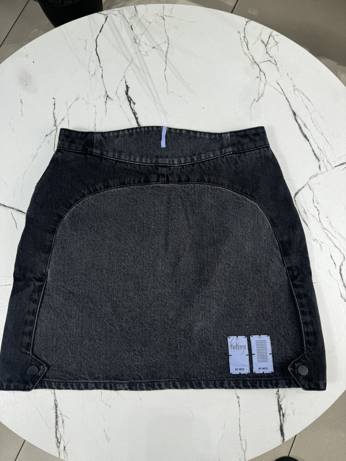 McQ Alexander McQueen MCQ BLACK DENIM MOTOR PANELED SKIRT Size 26" / US 2 / IT 38 - 2 Thumbnail