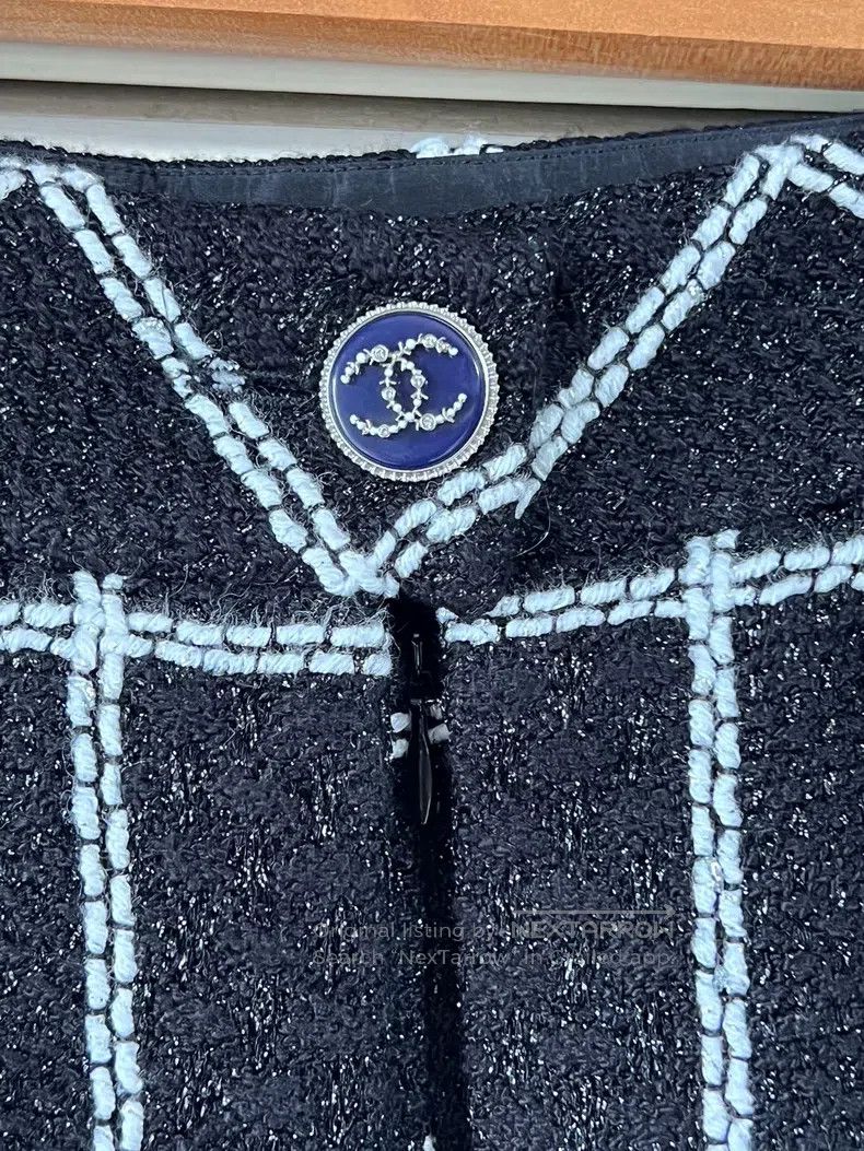 Other Chanel Black and white plaid tweed skirt Size 42" / US 20 - 3 Thumbnail