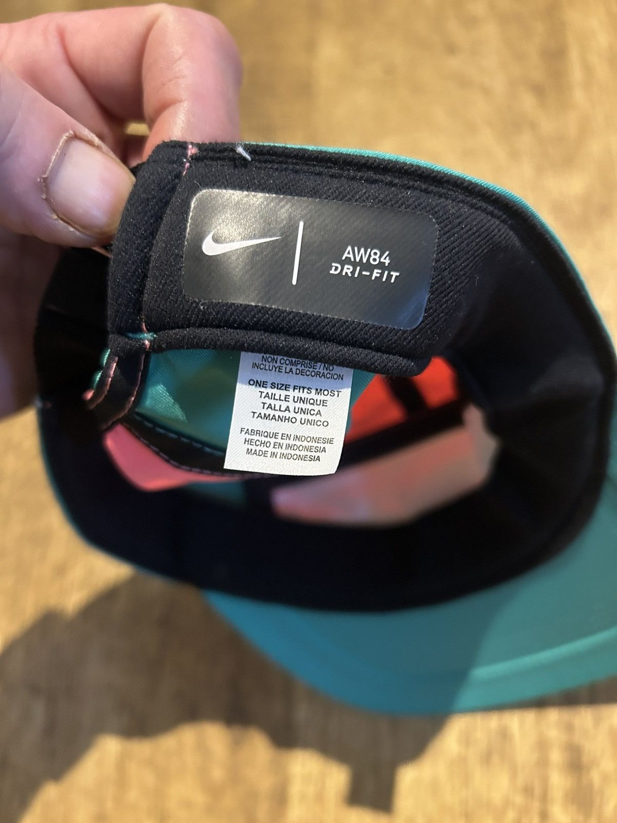 Nike Nike Air Max AW84 “Watermelon” 5-Panel cap - RARE Size ONE SIZE - 13 Thumbnail