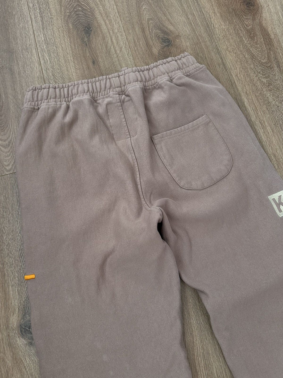 Champion × Kith 🔥KITH CHAMPION SWEATPANTS JOGGER🔥 Size US 32 / EU 48 - 6 Thumbnail
