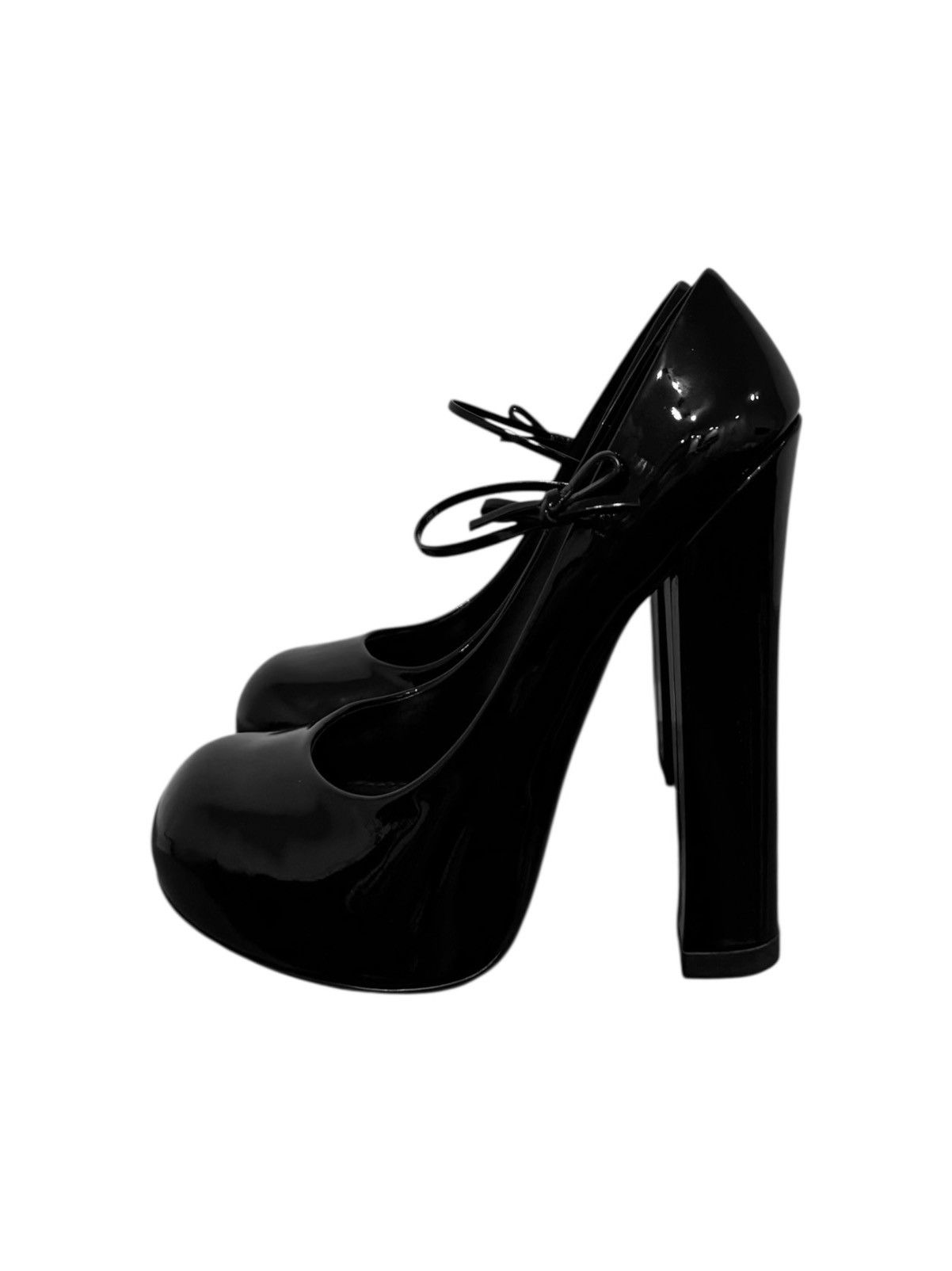 Louis Vuitton Runway Louis Vuitton By Marc Jacobs Fall 2011 heels Size US 8.5 / IT 38.5 - 1 Thumbnail