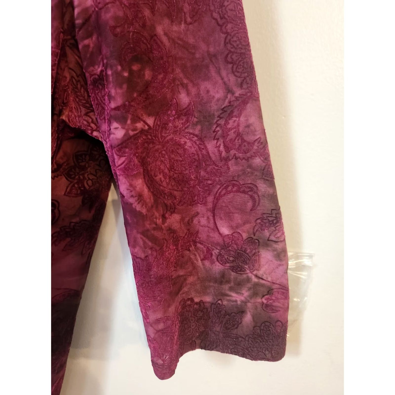 Velvet Roz & Ali Top Woman 2X Dark Magenta Black Paisley Velvet Burnout Size XXL / US 16-18 / IT 52-54 - 3 Thumbnail