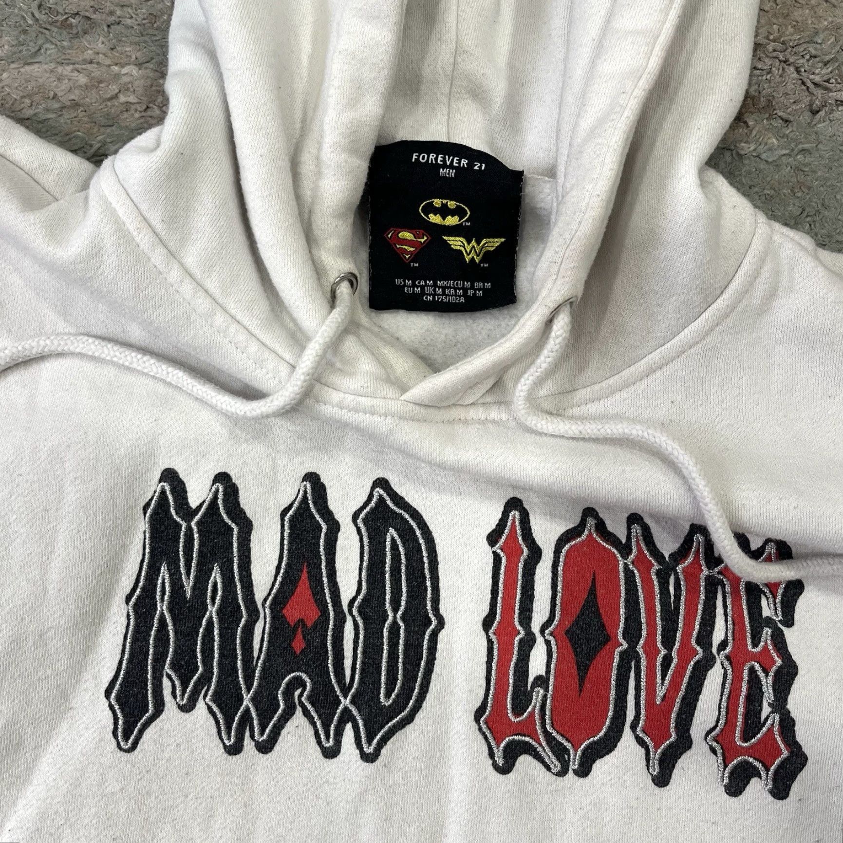 Forever 21 FOREVER 21 Hoodie Men M Middle Love Graphic Print Sweatshirt Black Fleece Cotton Blend Pullover Regular Long Sleeve Size US M / EU 48-50 / 2 - 4 Thumbnail