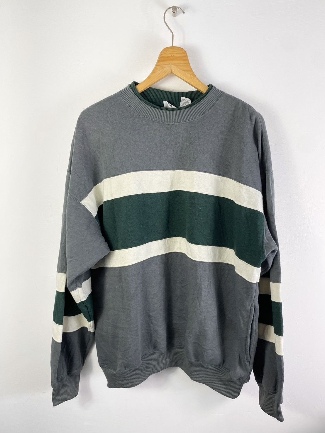 Vintage Vtg Nucleus Tag Sweatshirt Size US M / EU 48-50 / 2 - 1 Thumbnail