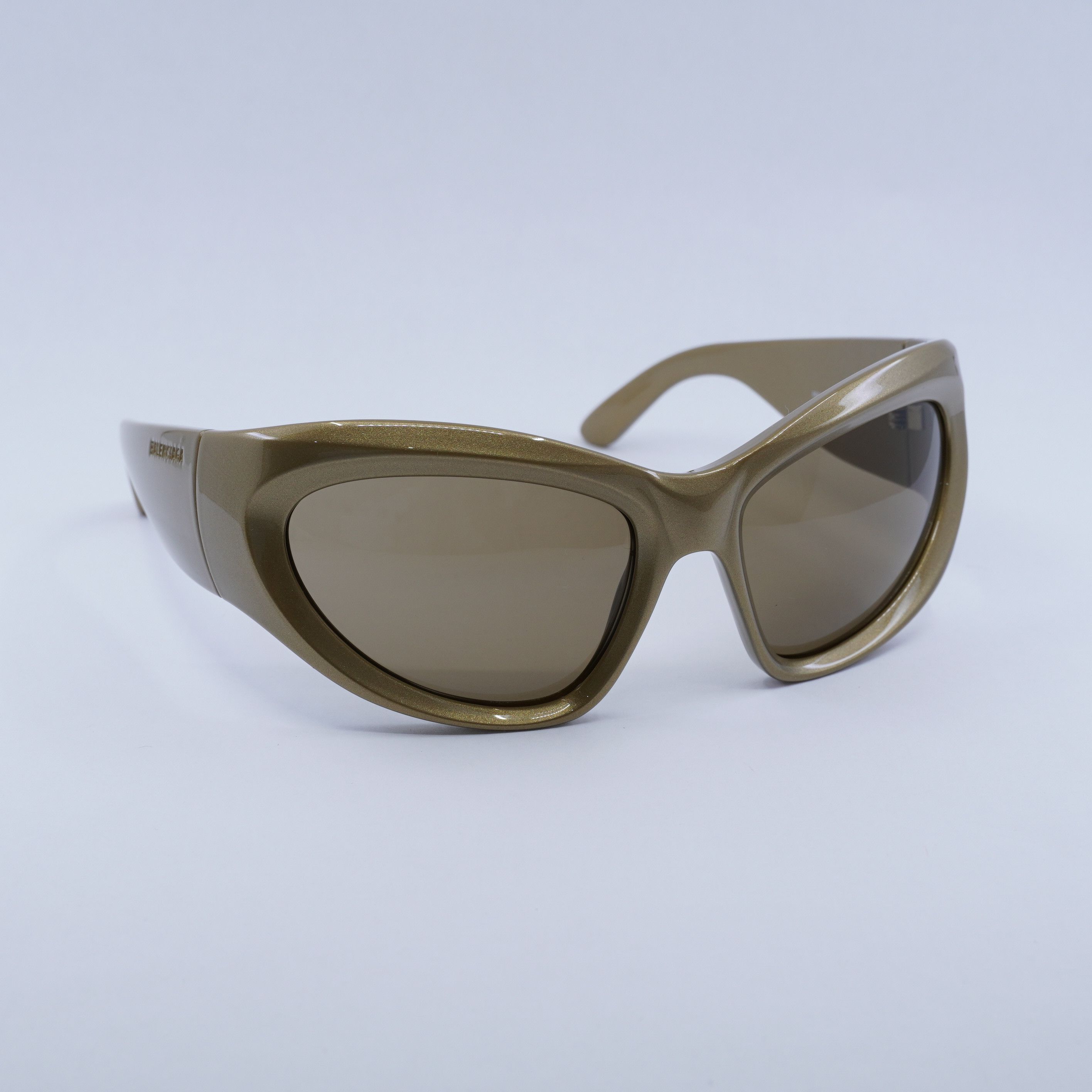 Balenciaga Balenciaga BB0228S 004 Sunglasses Gold Geometric Frame Size ONE SIZE - 8 Thumbnail