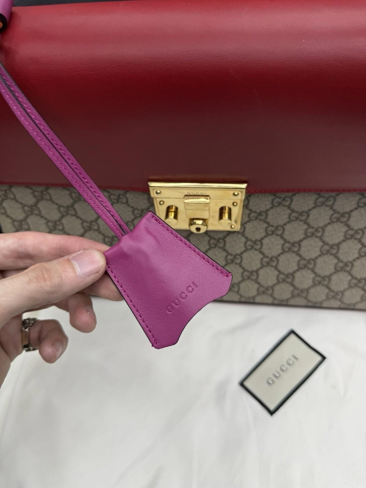 Gucci Gucci GG Supreme Handbag Shoulder Bag Padlock Purse $2300 Size ONE SIZE - 11 Thumbnail