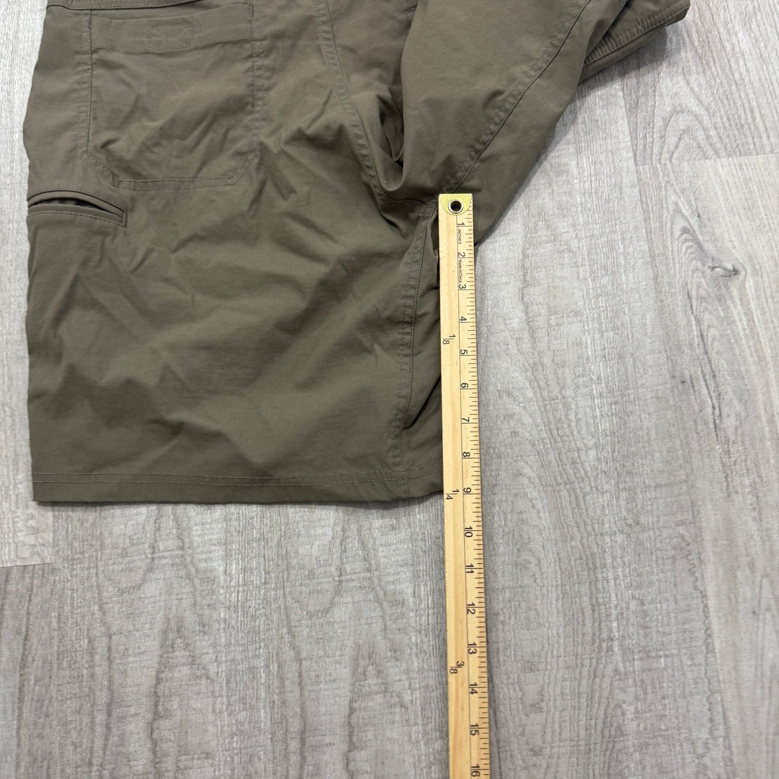 Kuhl Kuhl Renegade Shorts Men's 36 Brown 9" Inseam Flat Front Size US 36 / EU 52 - 10 Thumbnail