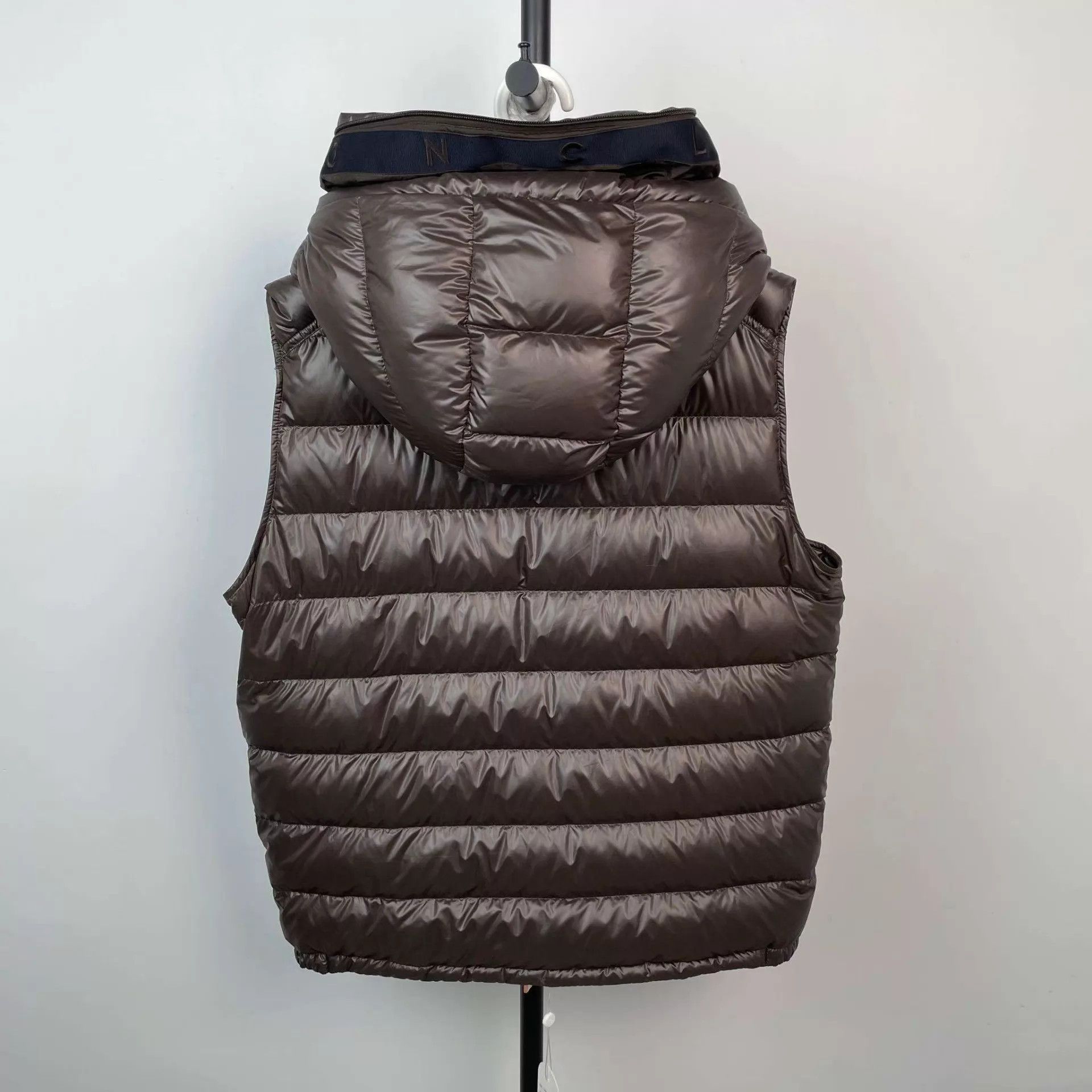 Moncler Moncler down jacket 5 Size XXL / US 16-18 / IT 52-54 - 2 Thumbnail