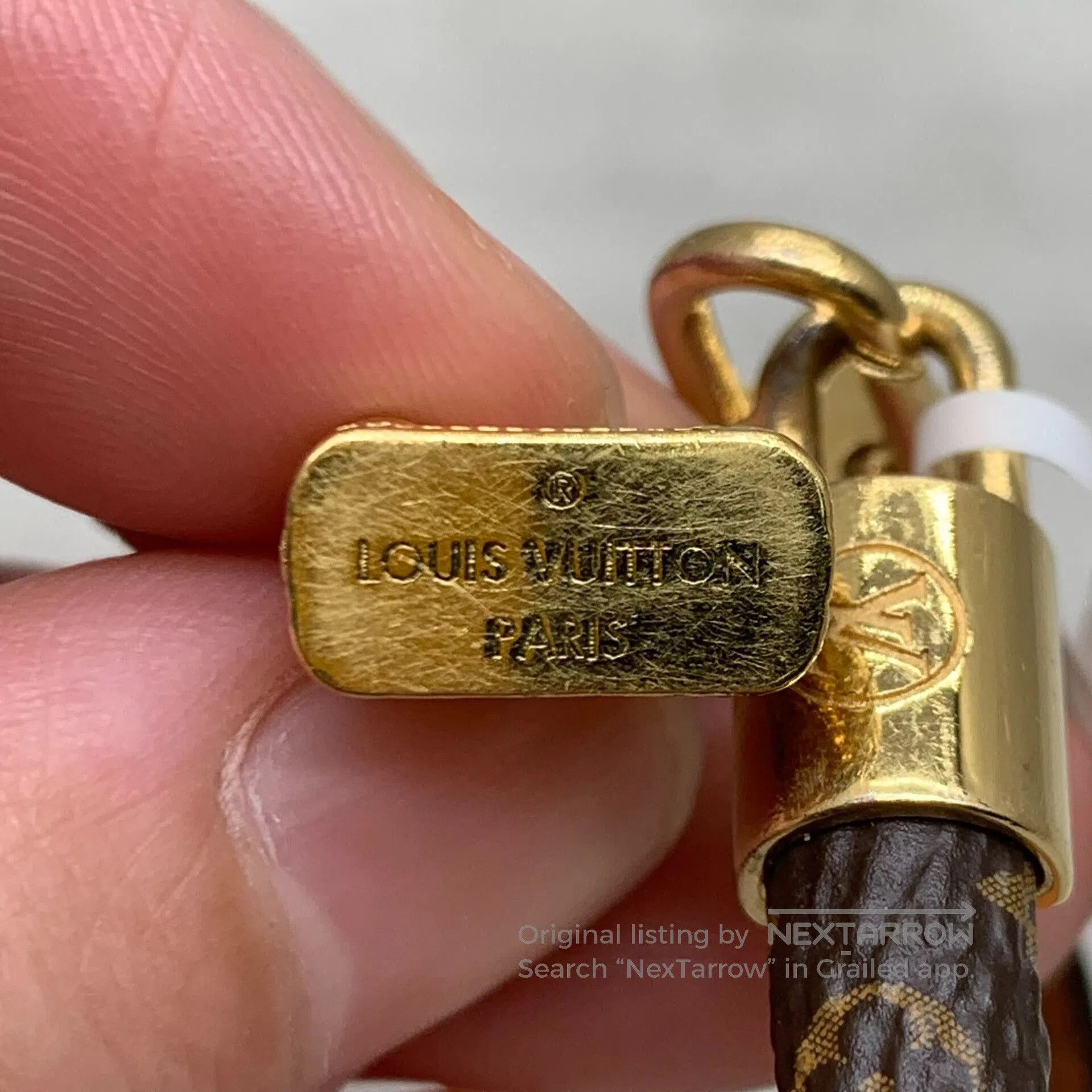 Louis Vuitton lv brown monogram bracelet with gold clasp. Size ONE SIZE - 7 Thumbnail