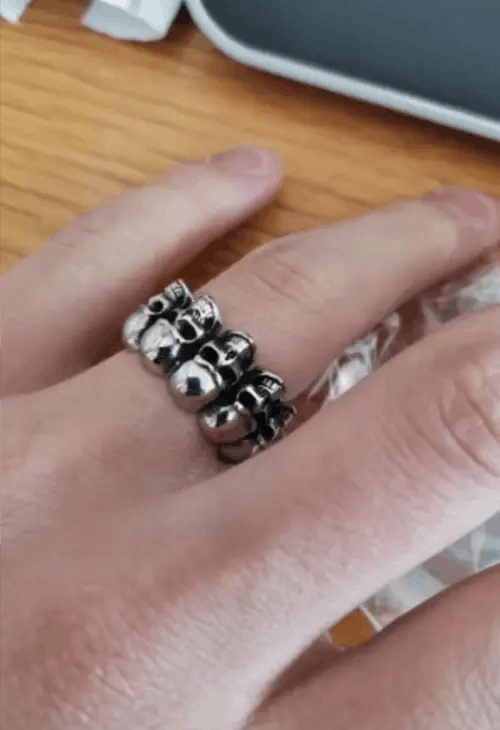 Ring Of Fire Skull Punk Ring Size ONE SIZE - 1 Thumbnail