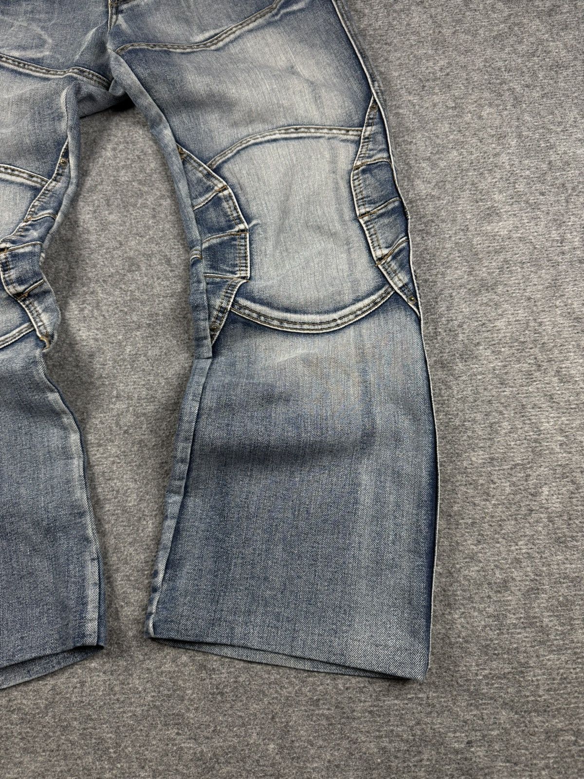 Japanese Brand × Vintage Vintrage japanese brand flared baggy pants jeans Size US 34 / EU 50 - 2 Thumbnail