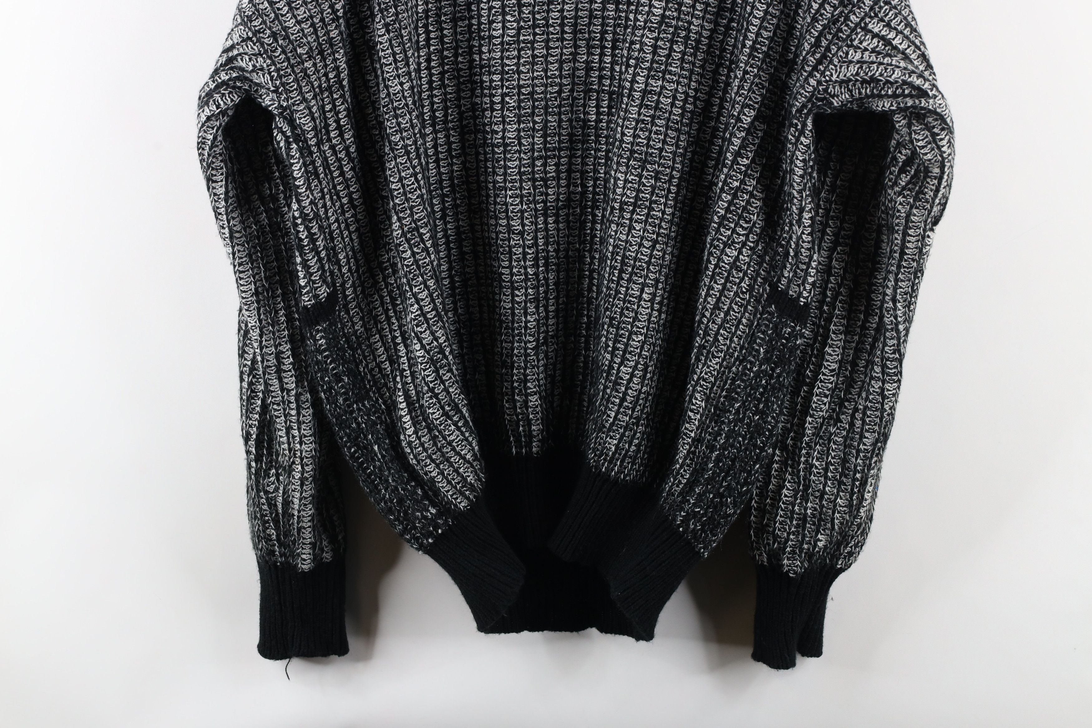 Vintage Vintage 90s Coogi Style Striped Chunky Ribbed Knit Sweater Size US L / EU 52-54 / 3 - 7 Thumbnail