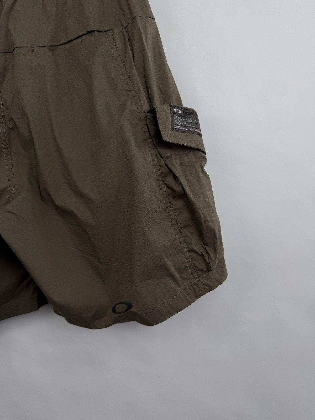 Oakley 🇺🇸 Oakley FGL Tool Box Cargo Multipocket Shorts Military Size US 34 / EU 50 - 12 Thumbnail