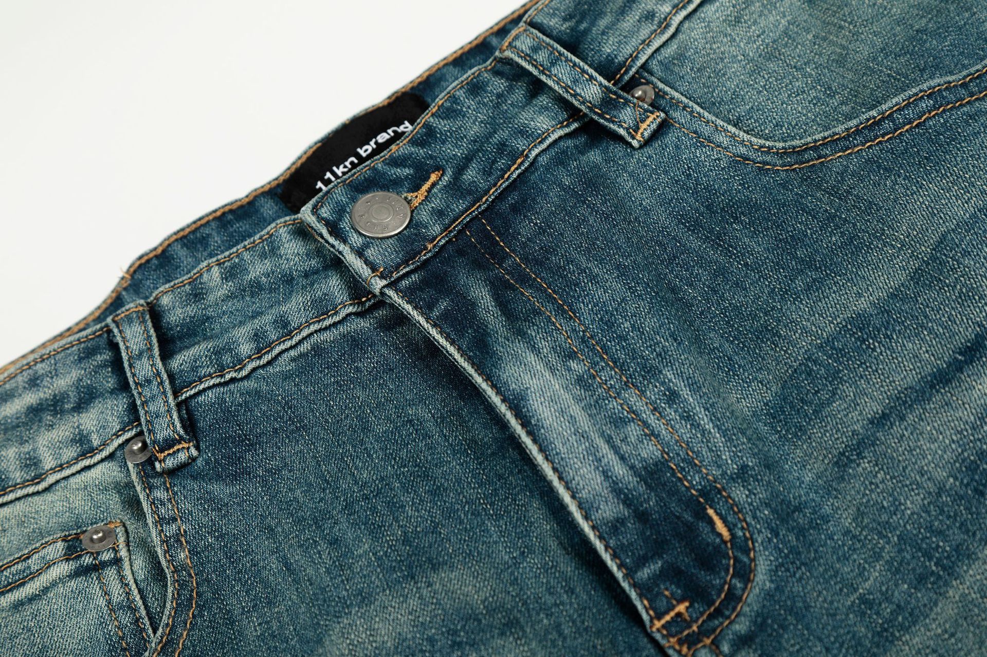 Jean Men's vintage washed distressed wide-leg loose jeans Size US 32 / EU 48 - 3 Thumbnail