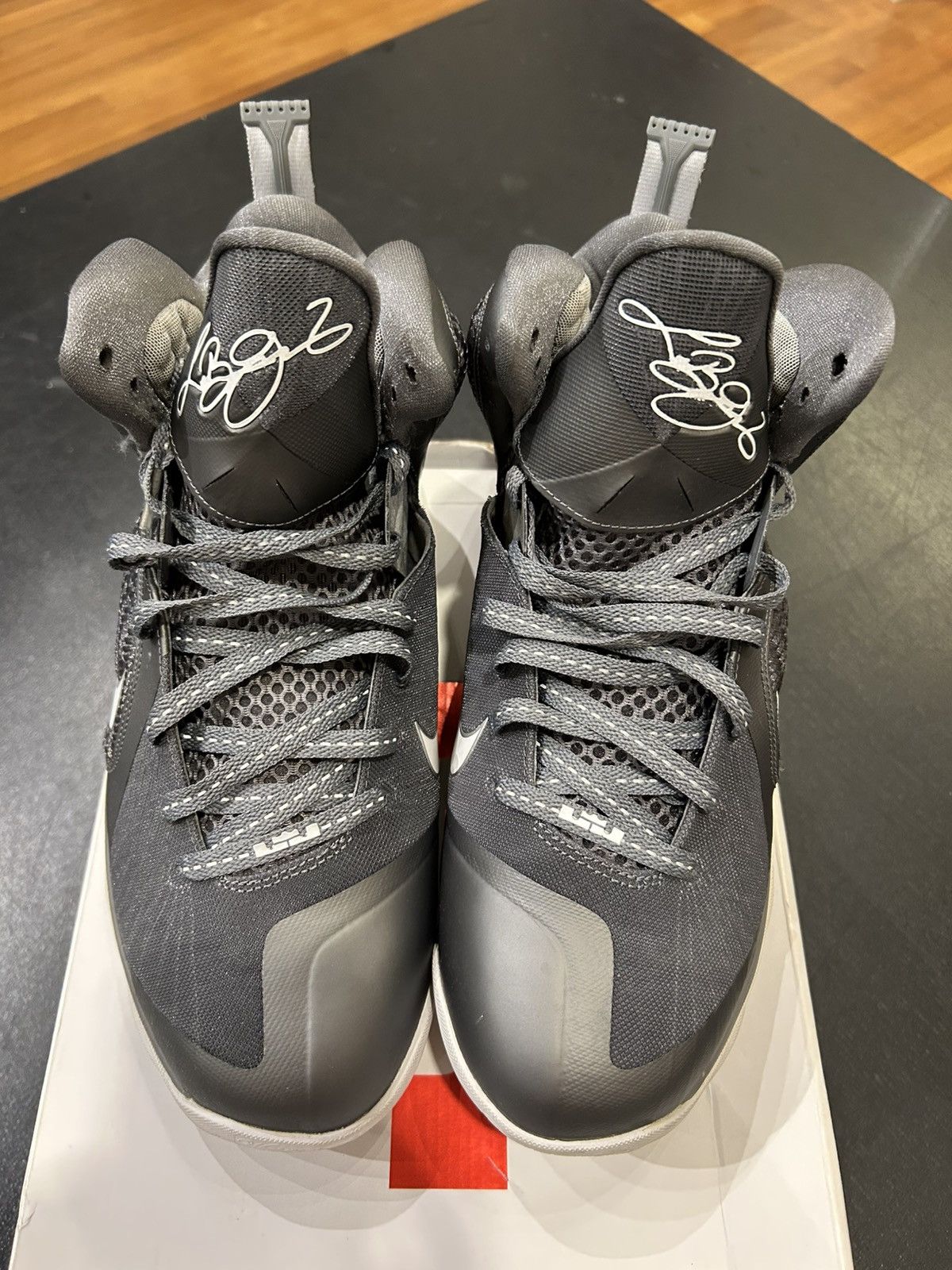 Nike Nike Lebron 9 ‘Cool Grey’ Size US 11 / EU 44 - 4 Thumbnail