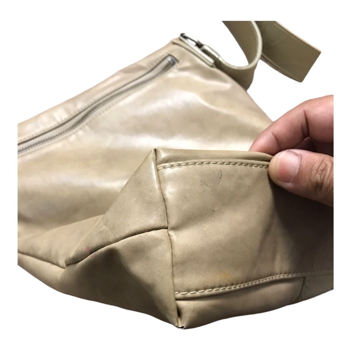 Japanese Brand × Jean Paul Gaultier Jean paul Gaultier Cream Sling Bag Size ONE SIZE - 8 Thumbnail