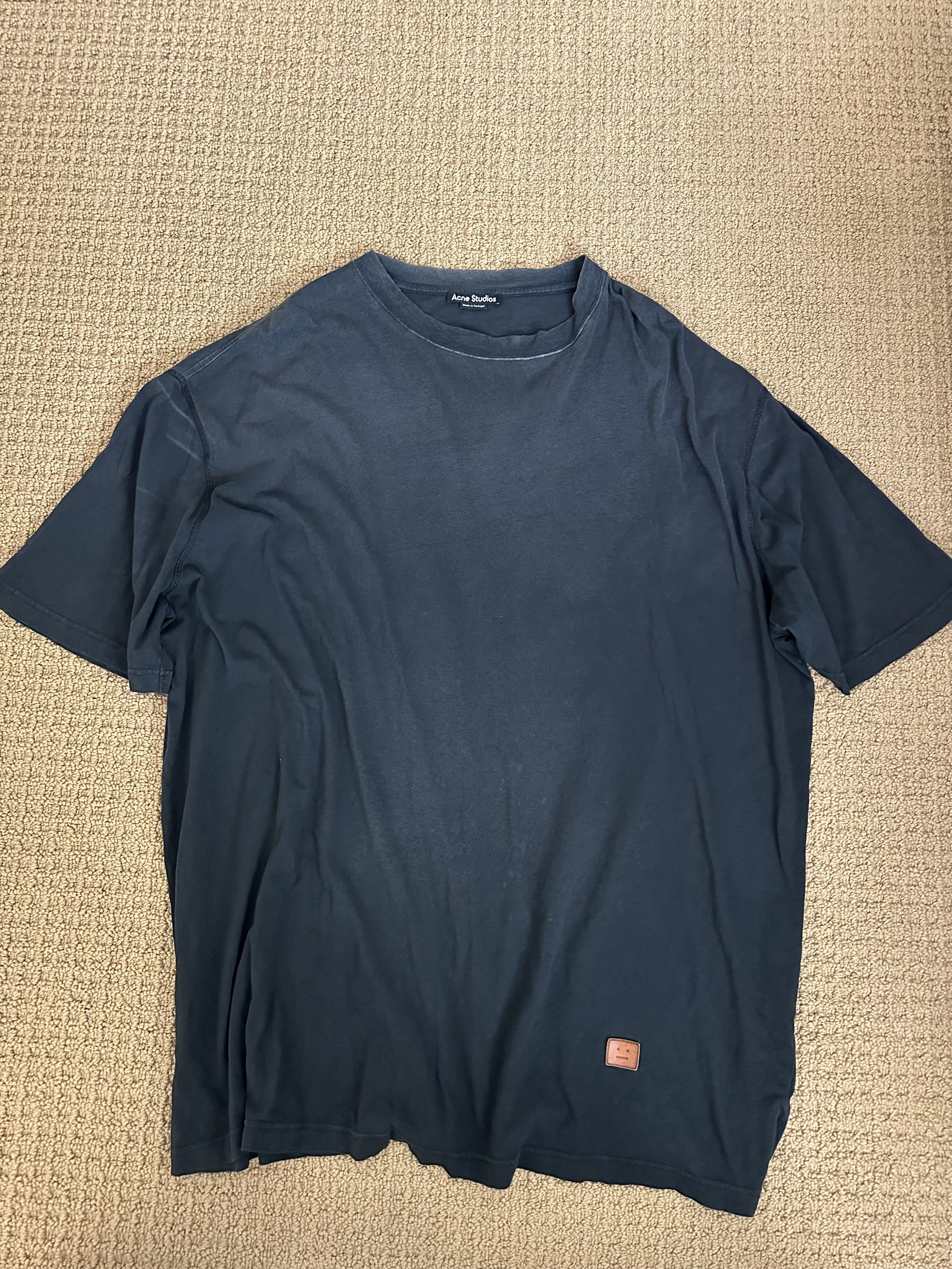 Face logo big tee