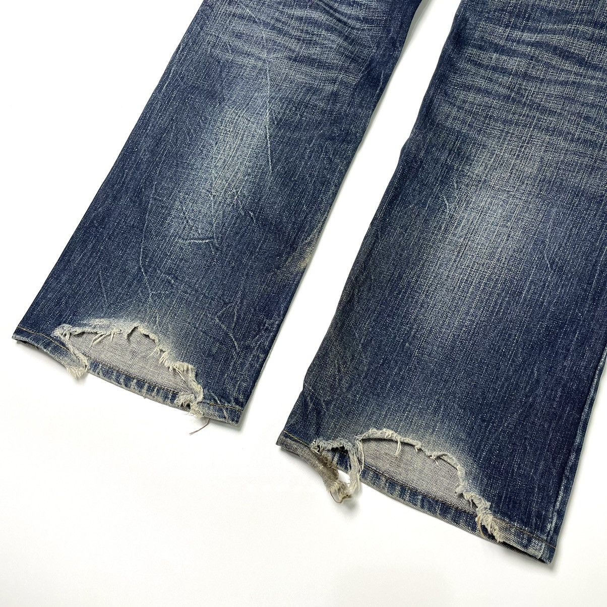If Six Was Nine Red Pepper Studded Angle Wings Distressed Jeans Size US 32 / EU 48 - 16 Thumbnail